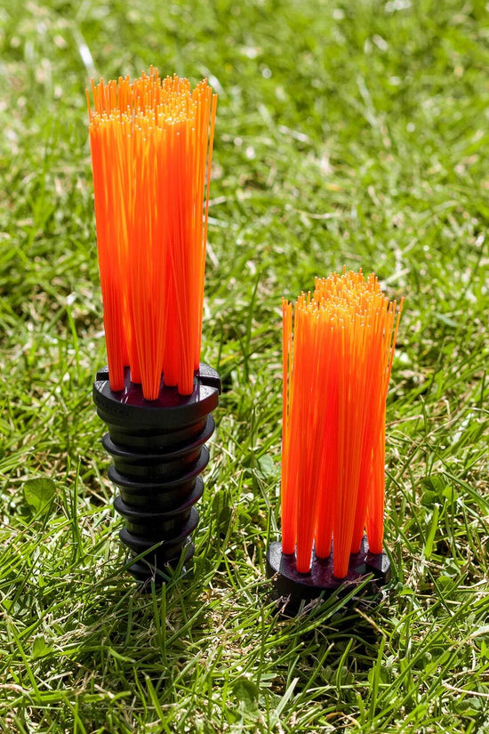 Cazna Grass Marking Tufts/ Carrots - Pack of 25